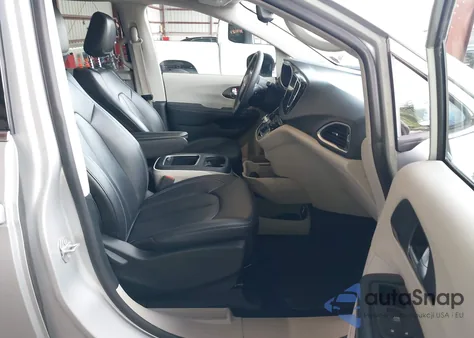 2024 Chrysler Pacifica Touring L z USA, uszkodzony, nr VIN 2C4RC1BG4RR148105